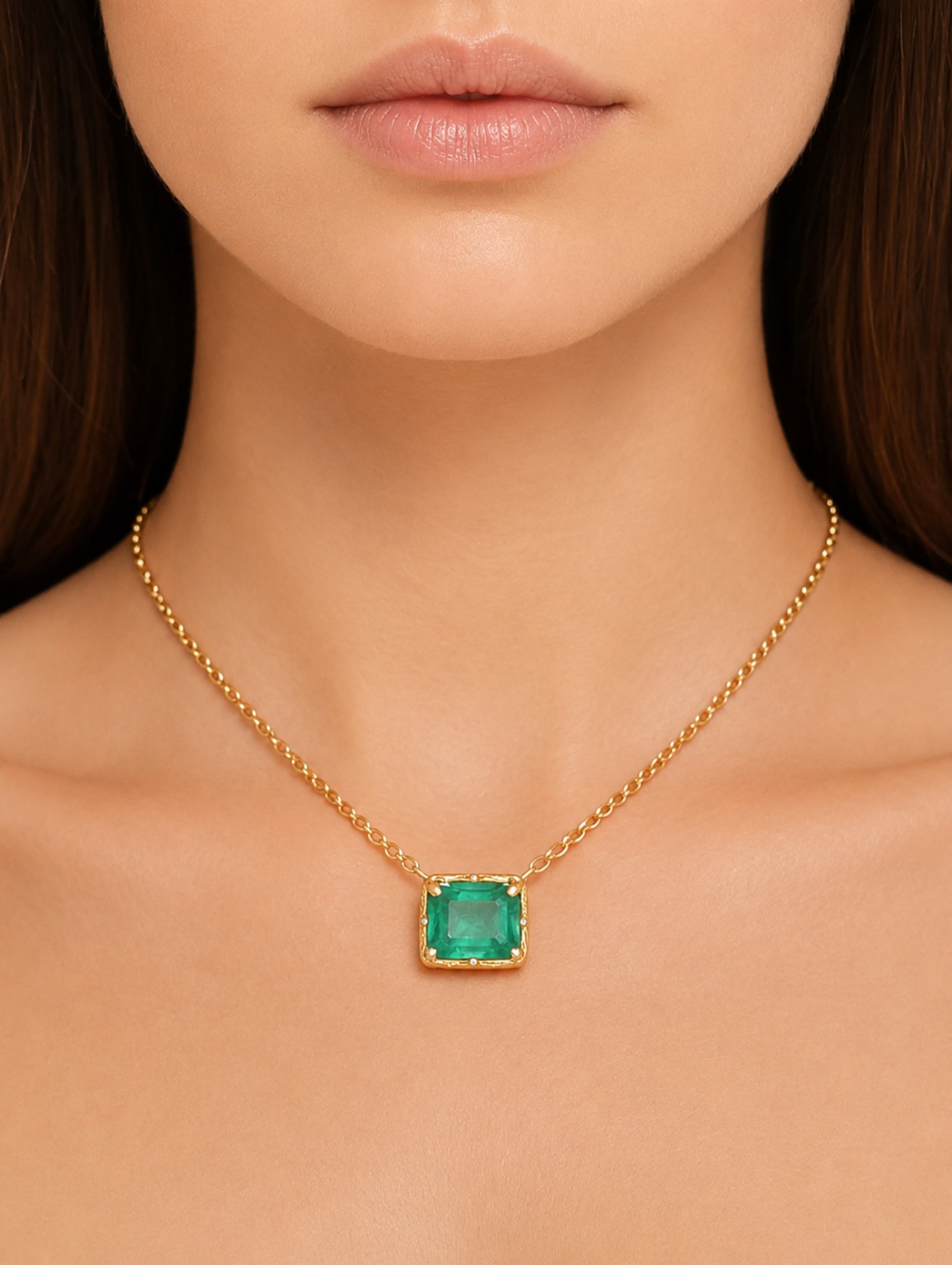 Brazilian Emerald Yellow Gold Necklace
