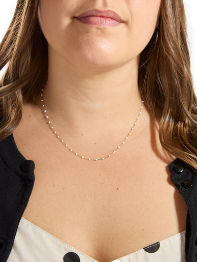 Classic Gigi White Resin Yellow Gold Necklace