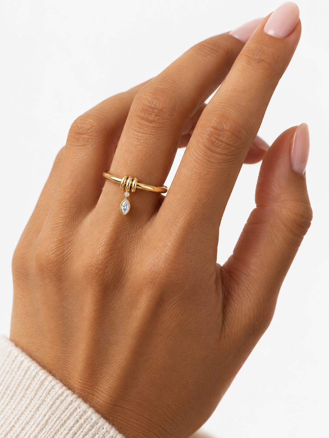 Pia Marquise Yellow Gold Band