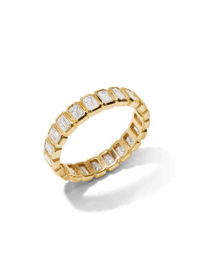 Nea Emerald Cut Diamond Yellow Gold Band
