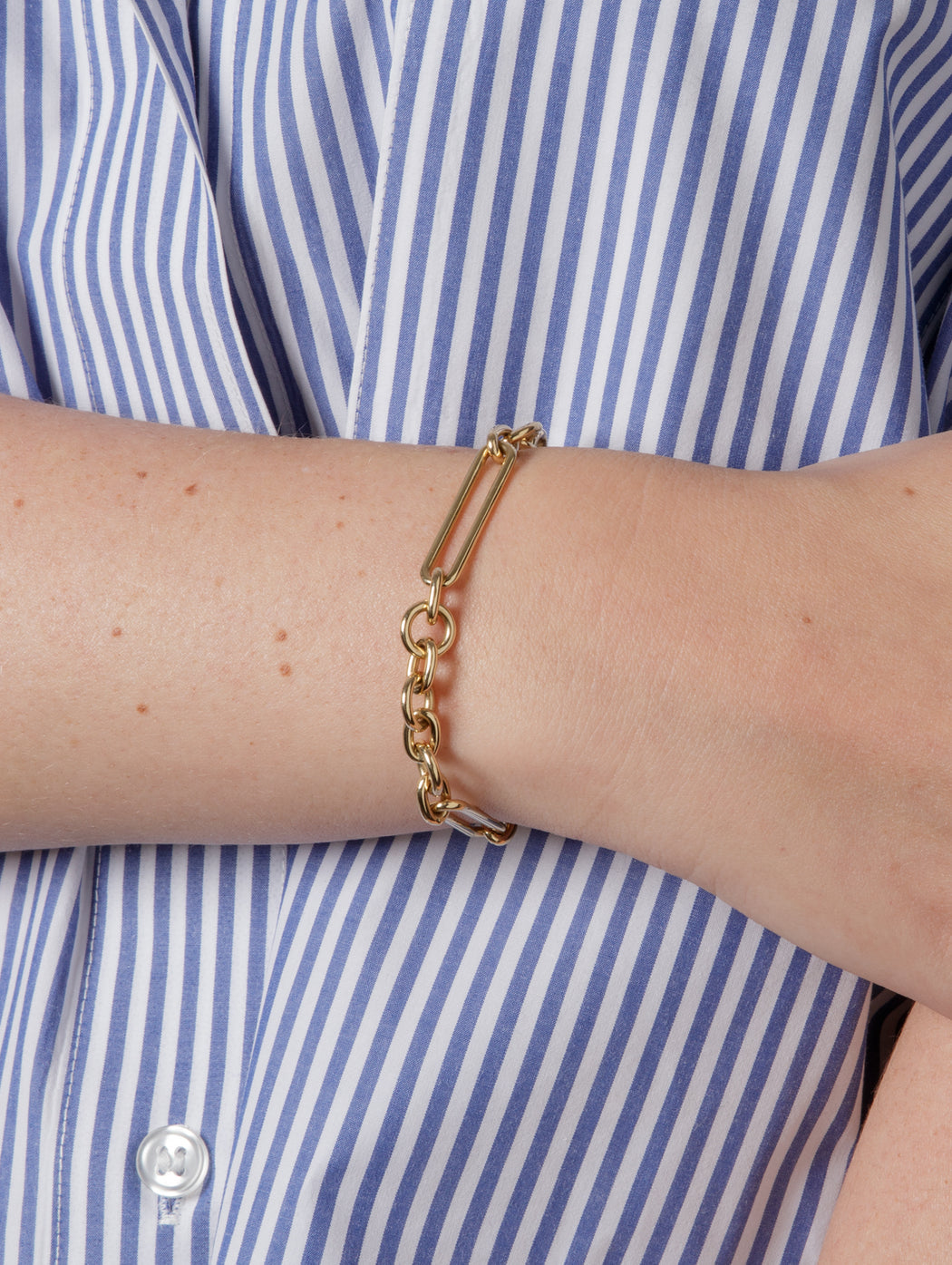 Mixed Midsize Yellow Gold Clip Chain Bracelet